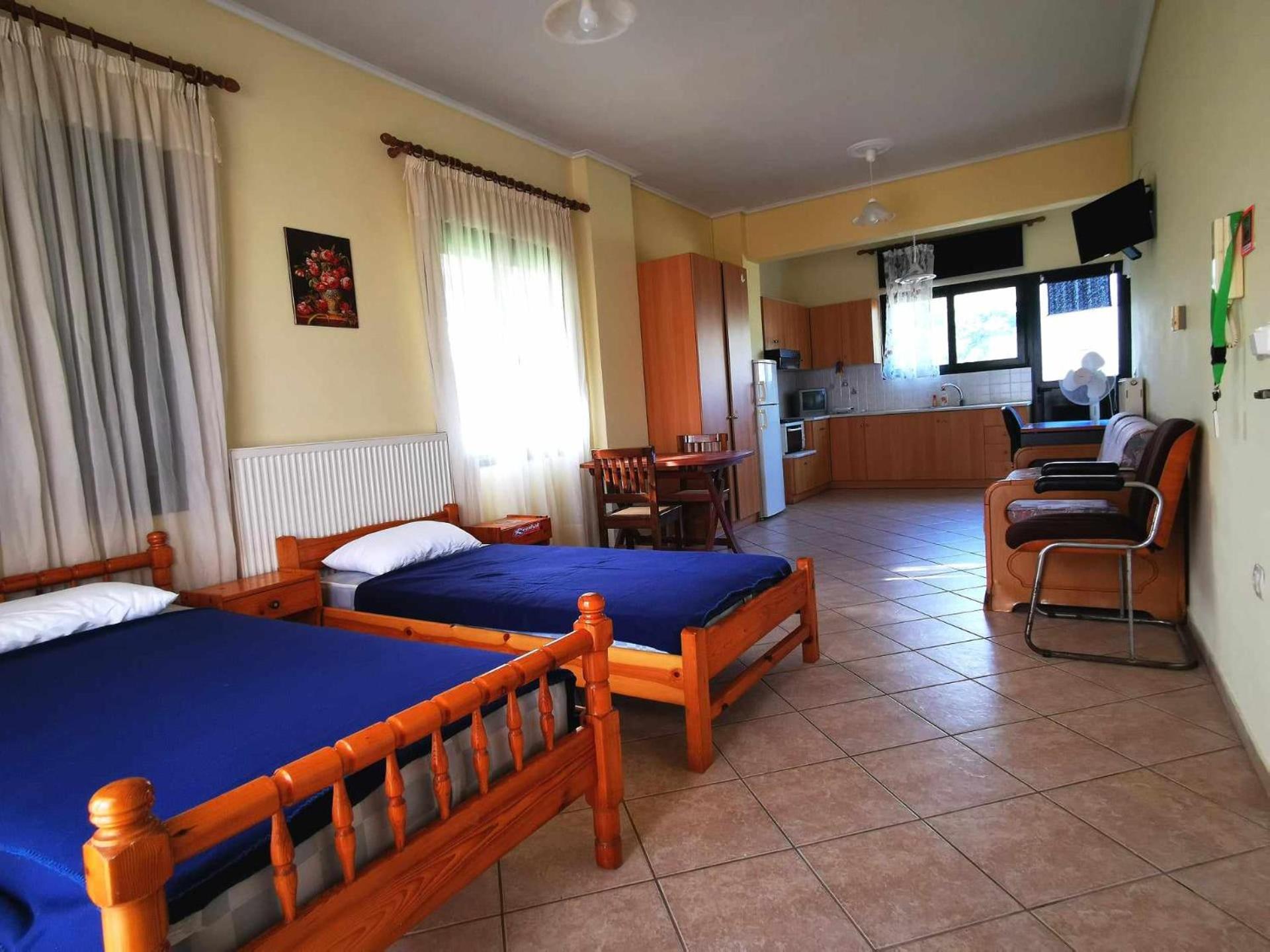 Studio Apartments Eirini Pyrgi Thermis Eksteriør bilde