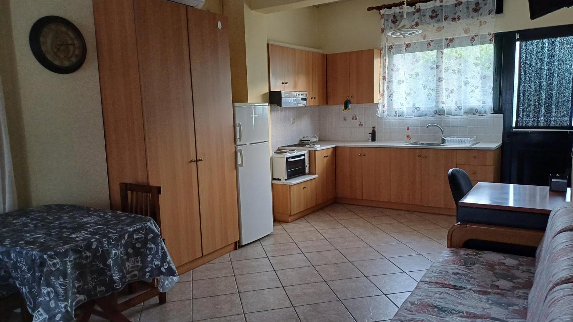 Studio Apartments Eirini Pyrgi Thermis Eksteriør bilde